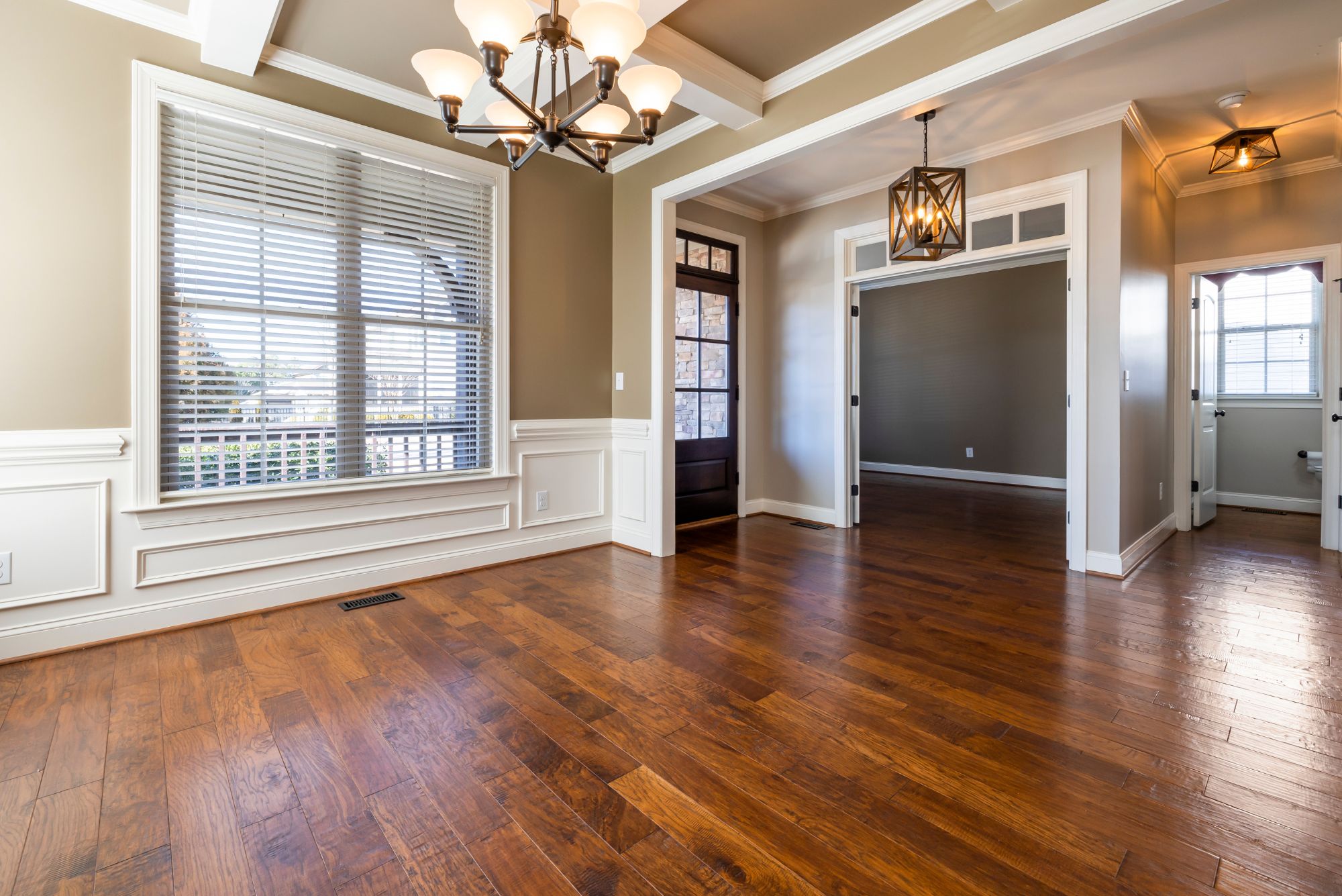 Professional epoxy flooring and residential flooring services in Seattle WA