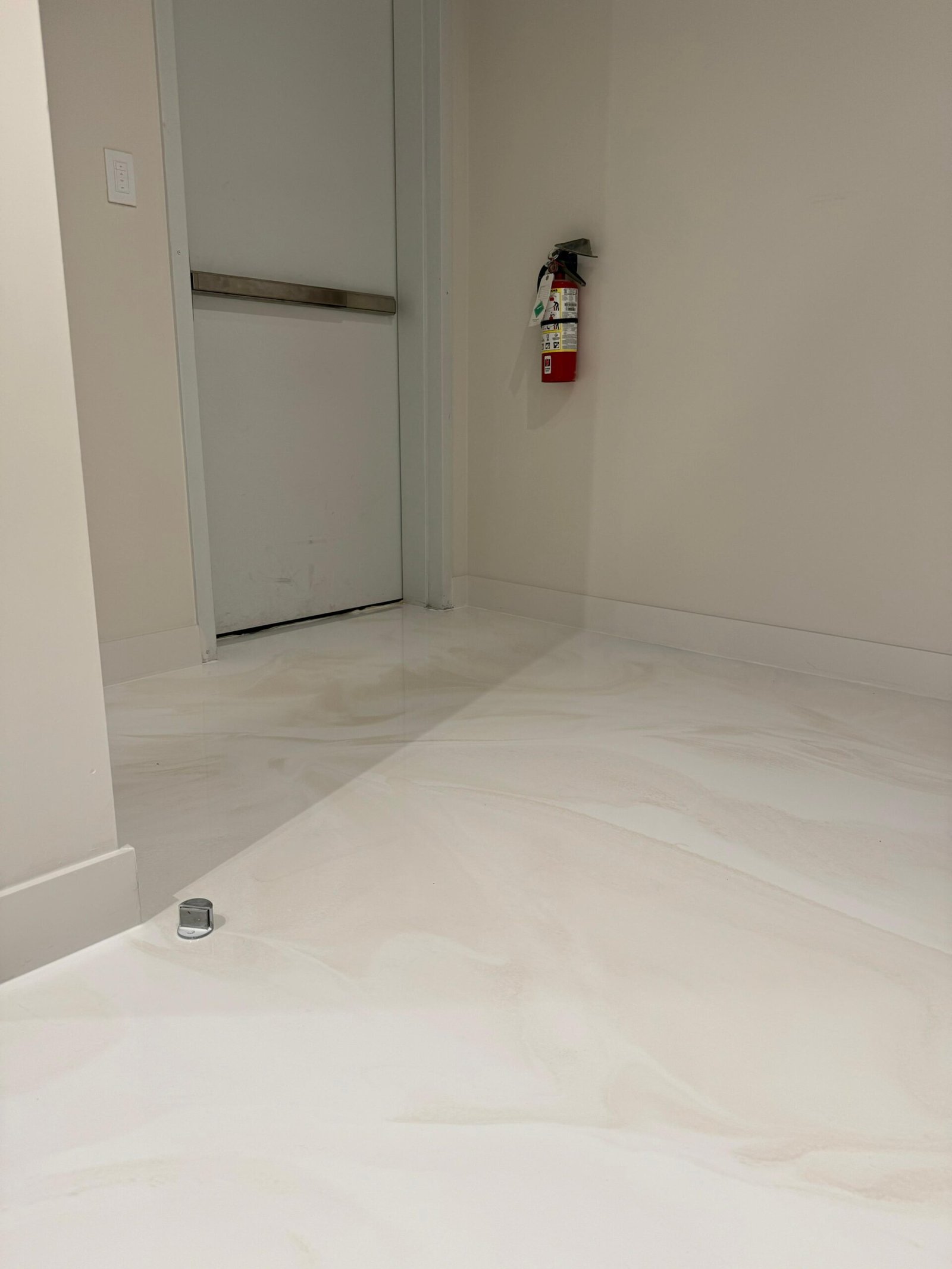 metallic-epoxy-flooring-vancouver-10-scaled-1.jpg